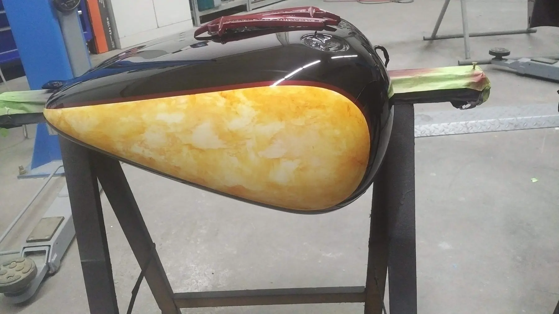 Kundenspezifische Lackierung von MADMAN-DESIGNS