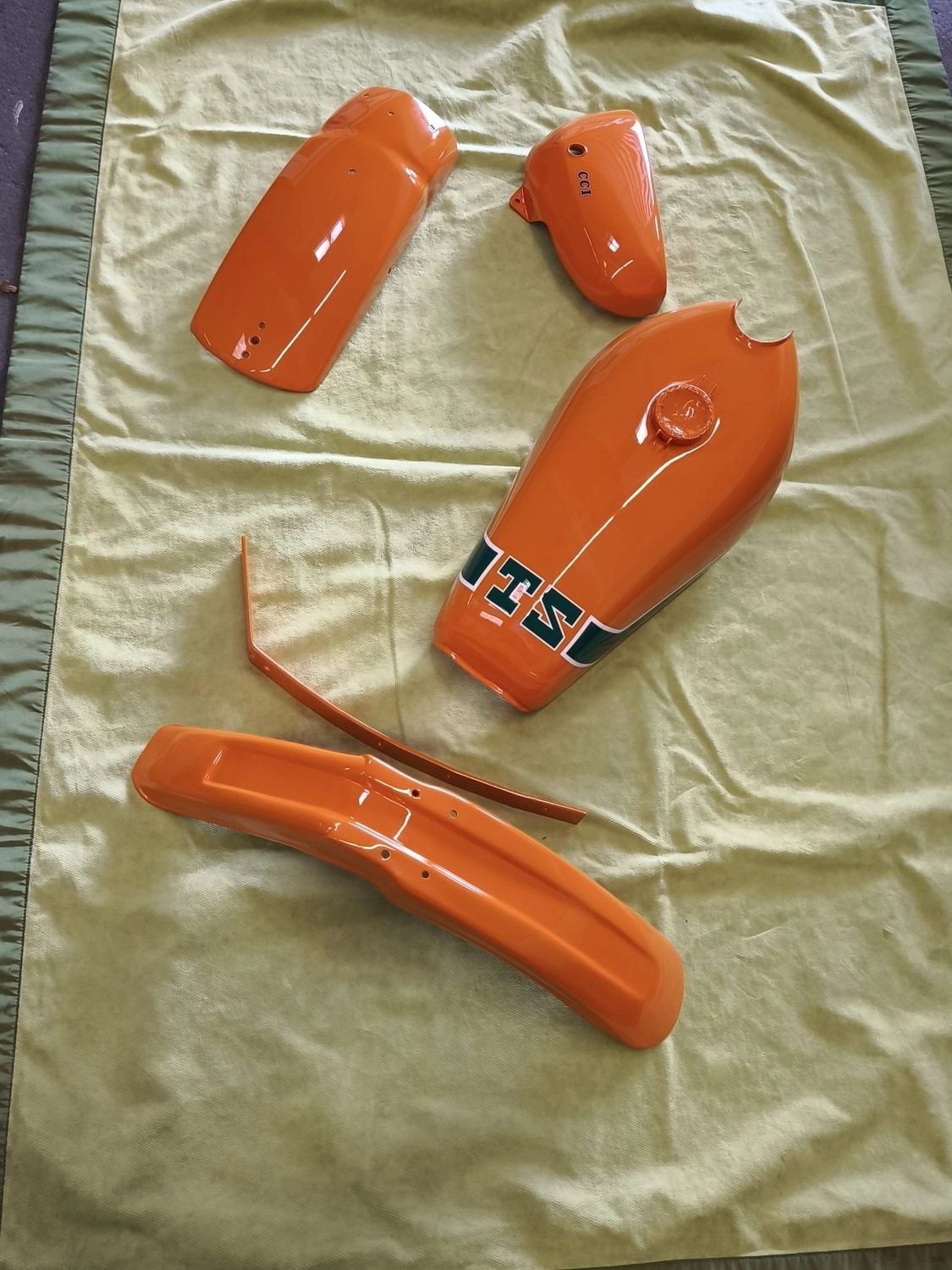 lackiertes Fahrrad von MADMAN-DESIGNS